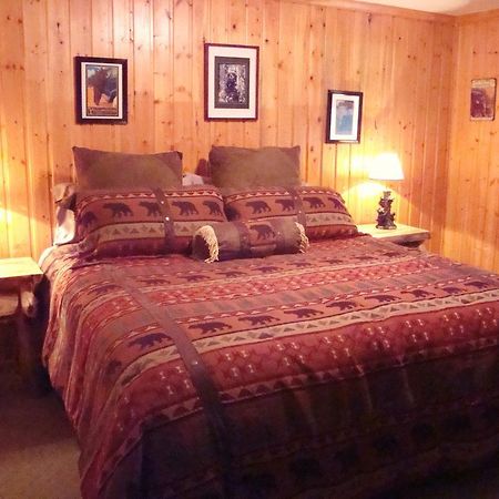 Yellowstone Wildlife Cabins West Yellowstone Dış mekan fotoğraf